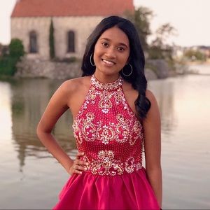 Meet your Posher, Esther